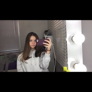 Meet your Posher, Alesha